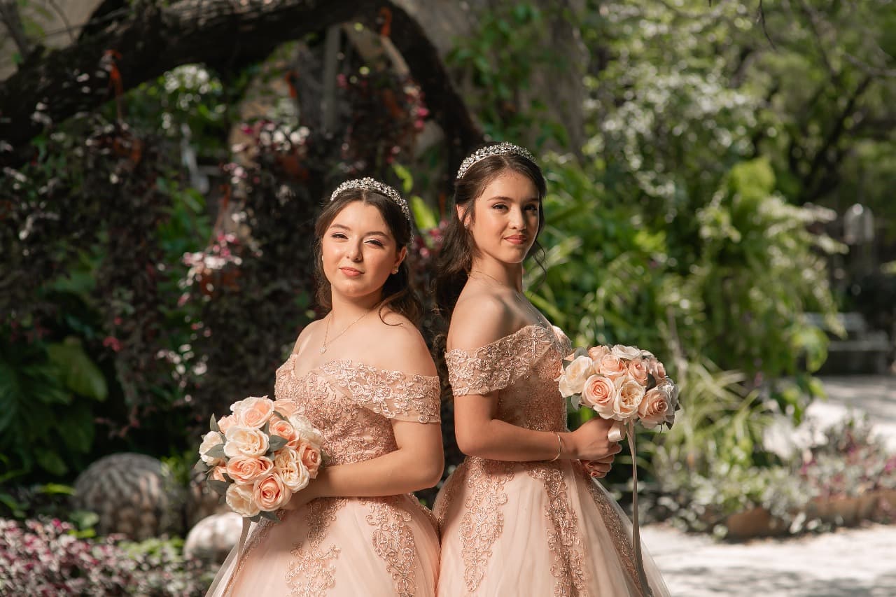 Invitación digital XV Años - XV Años Emma & Pau